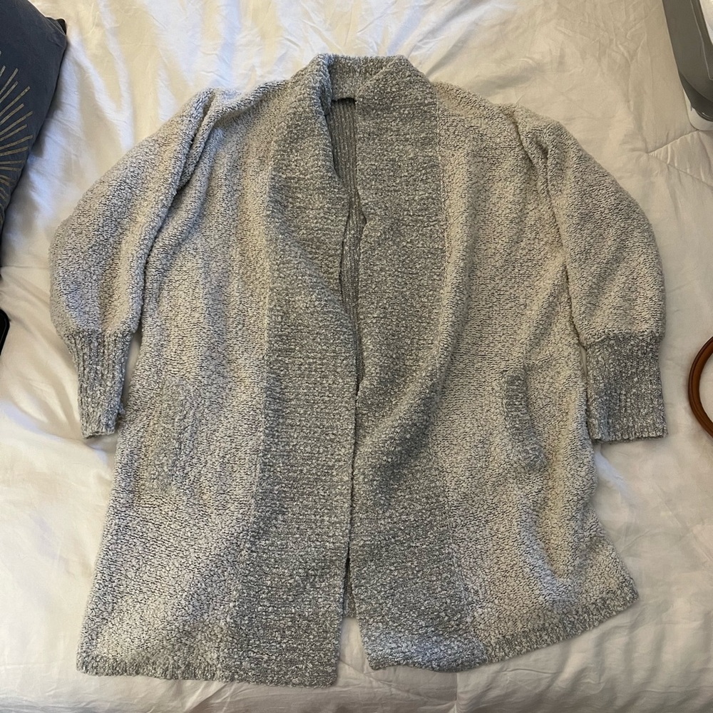 Vintage Grey & Blue Fitting Image Sweater